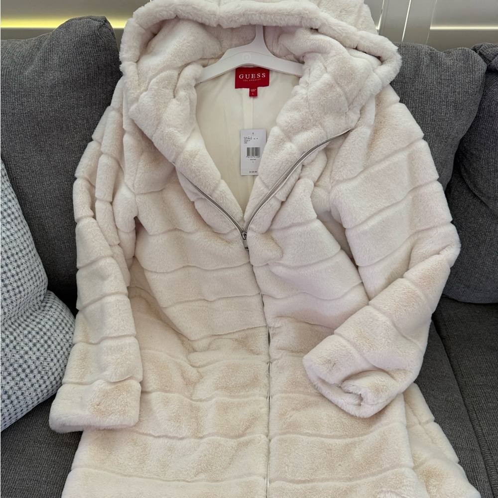GUESS Women's Cream Fur Jacket